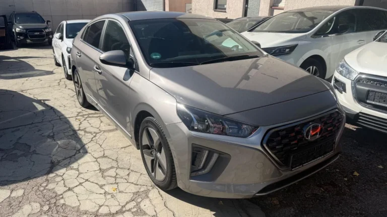 Használt Hyundai Ioniq (2022, szürke)