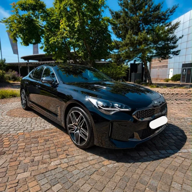 Használt Kia Stinger (2021, fekete)