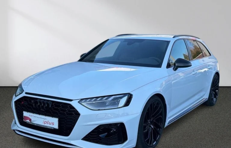 Használt Audi RS4 (2023, fehér)