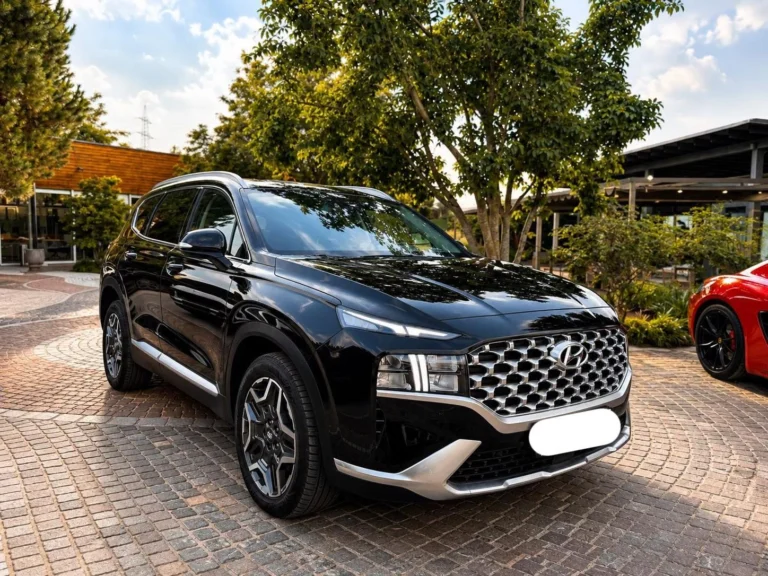 Használt Hyundai Santa Fe (2023, fekete)