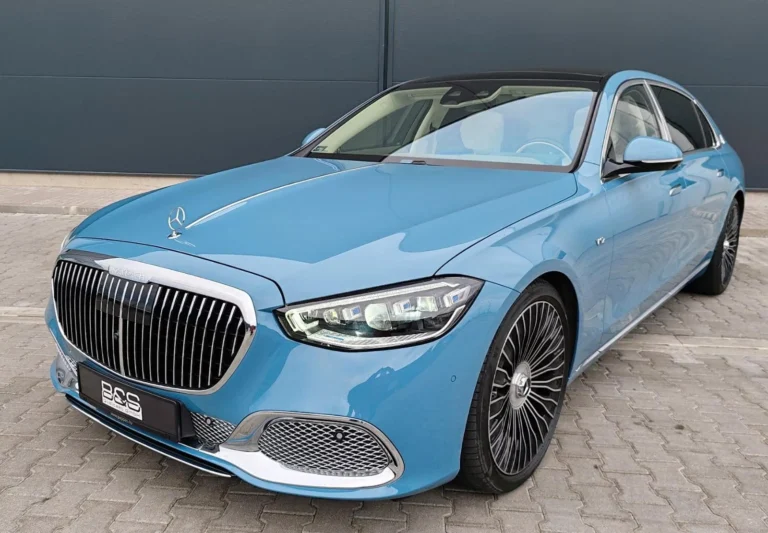 Használt Mercedes-Benz S-osztály (2024, kék)