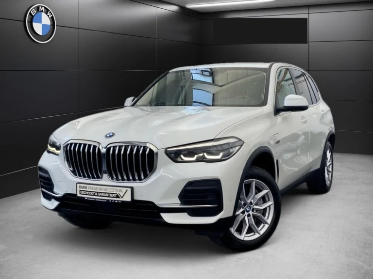 Használt BMW X5 (2023, fehér)